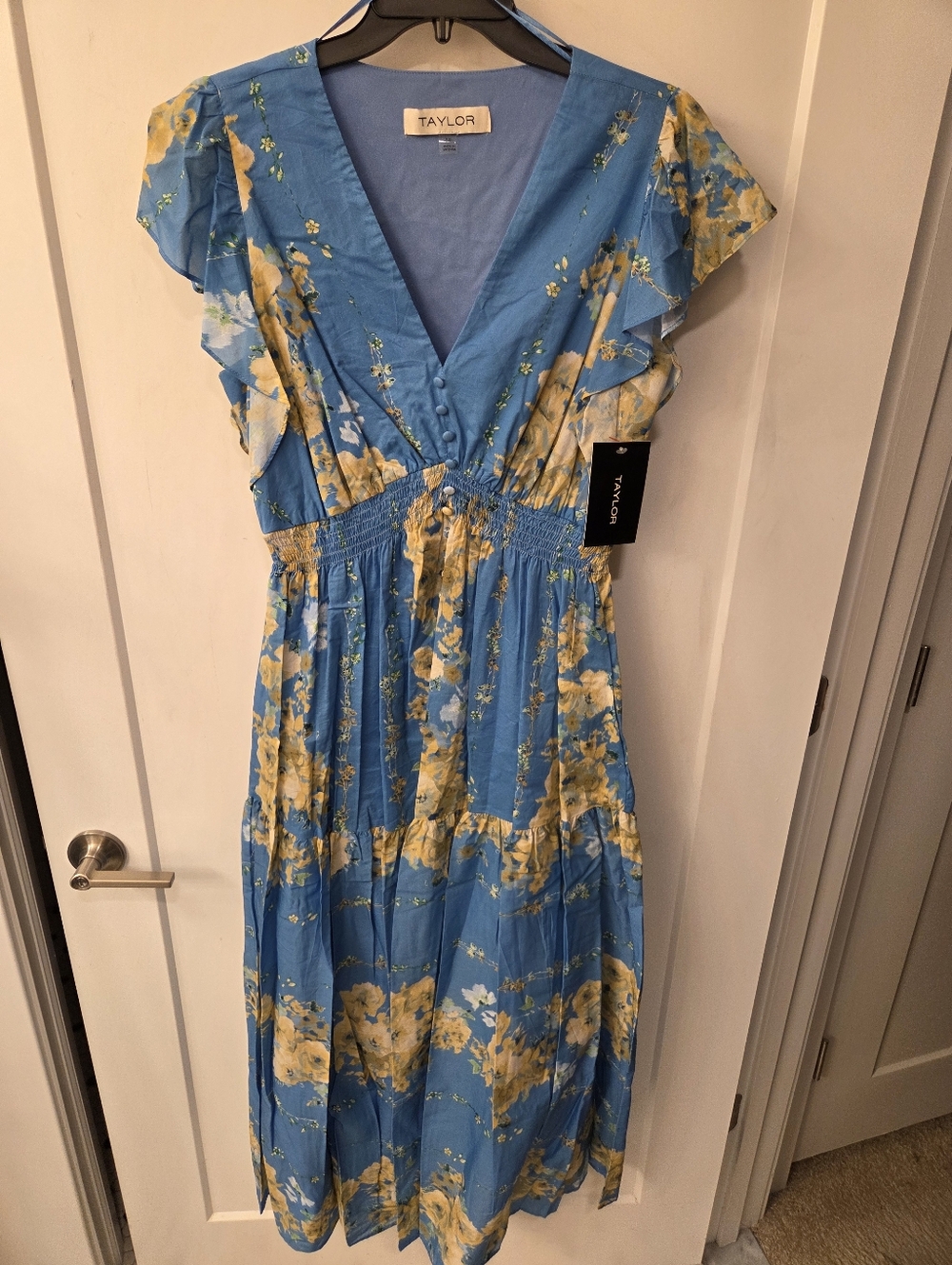 NWT - Taylor Cotton V-Neck Flutter Sleeve Blue/Yellow Floral Maxi Dress-Size 14 - Picture 4 of 10